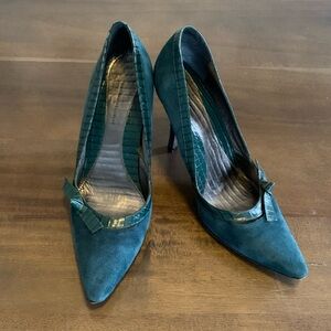 BANANA REPUBLIC Suede & Crocodile Print Heels
